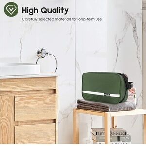 dopobo Travel Toiletry Bag for Women for Men Waterproof Toiletry Organizer.